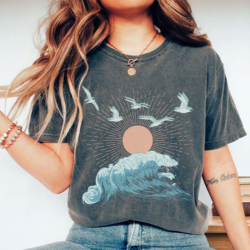 Minimalist Beach Day Wave Sun and Seagulls T-Shirt