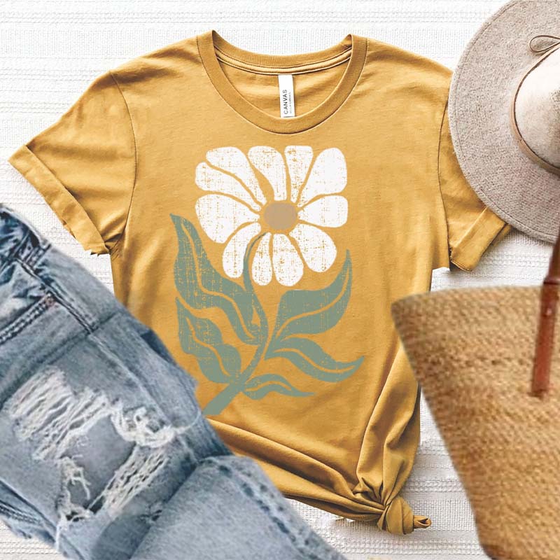 Boho Daisy Botanical Plant T-Shirt