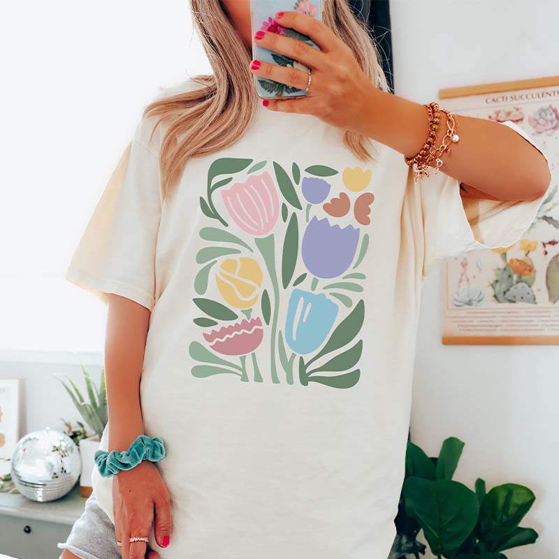 Wavy Tulips Retro Groovy Floral T-Shirt