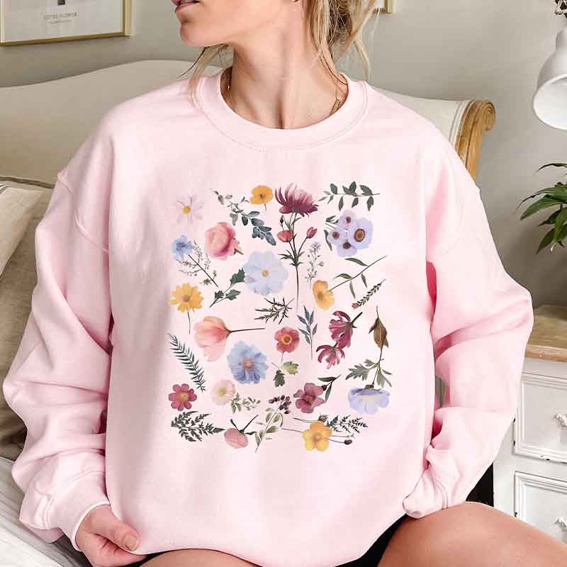 Floral Nature Wildflower Lover Sweatshirt