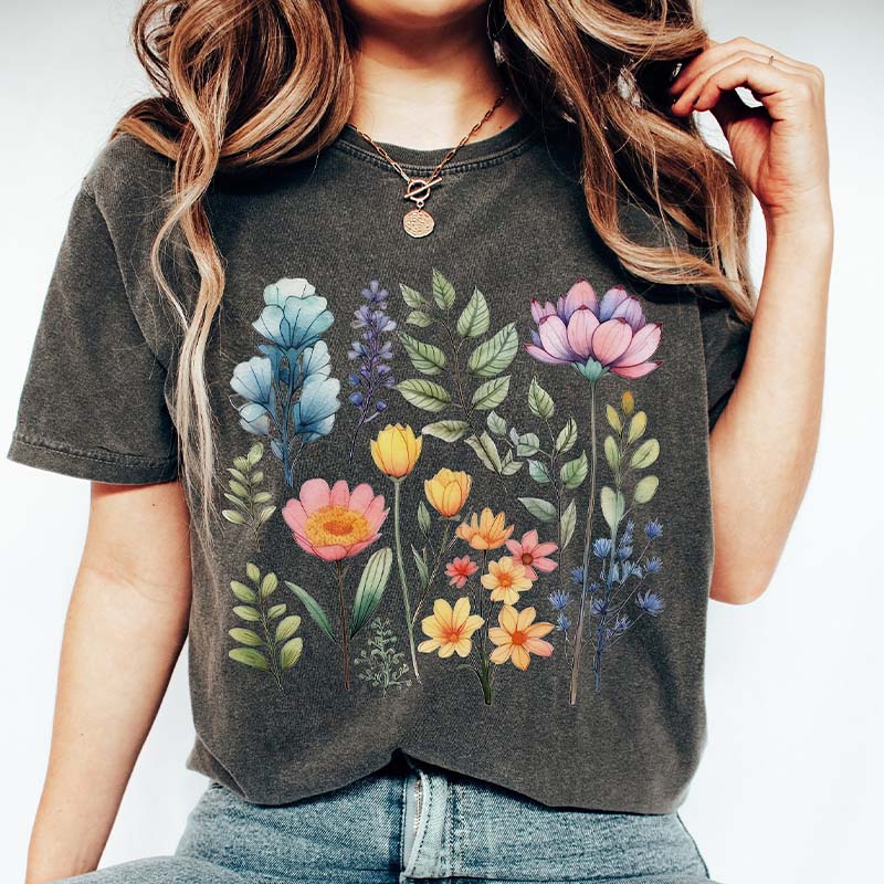 Vintage Watercolor Wildflowers Gift T-Shirt