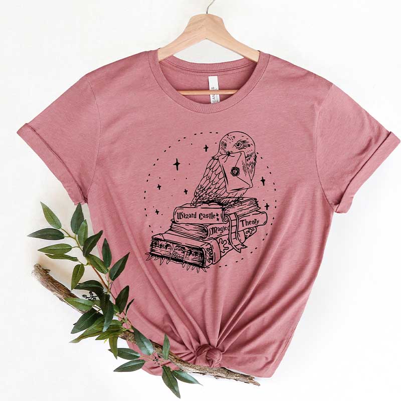 Owl On Textbooks Book reading magic T-Shirt