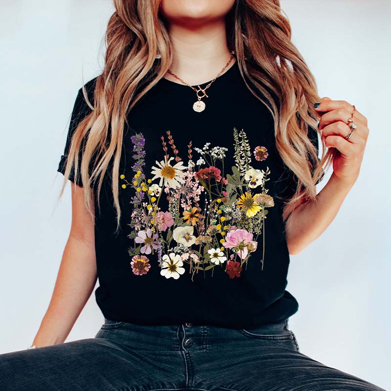 Pressed Flower Summer Aesthetic T-Shirt