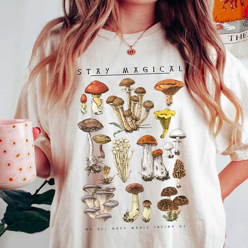 Vintage Illustration Mushroom Decor Art T-Shirt