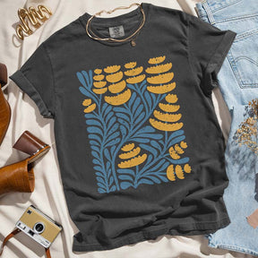 Botanical Yellow Flower Market T-Shirt