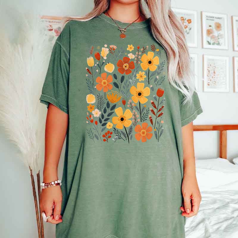 Aesthetic Nature Wild Flower Botanical Lover T-Shirt