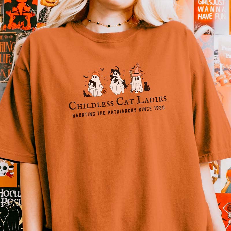 Halloween Childless Cat Lady T-Shirt