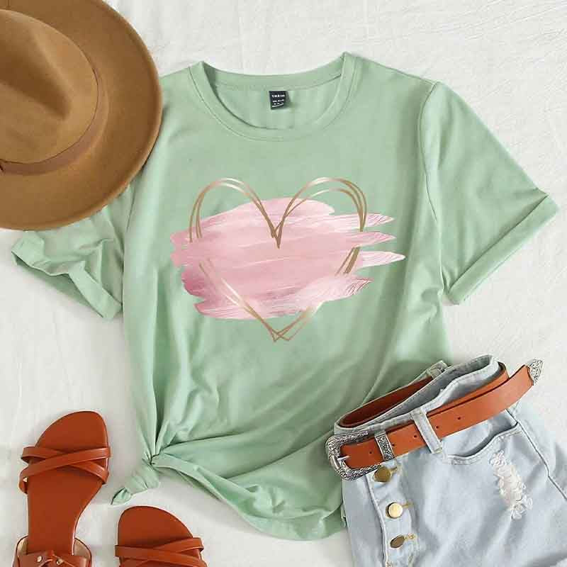 Women's Pink Heart Shaped Pattern T-Shirt