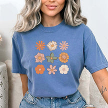 Retro Daisy Wildflower Minimalist Gardener T-Shirt