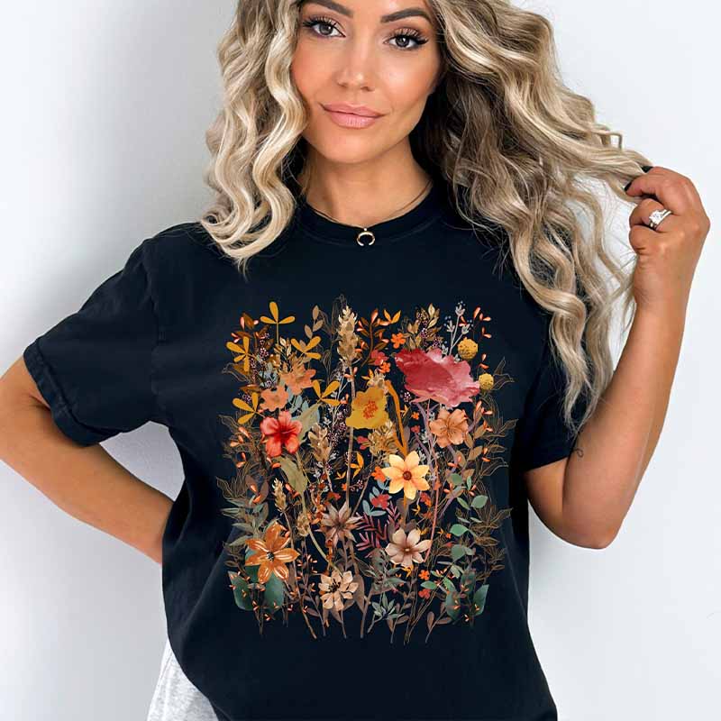 Vintage Cottagecore Aesthetic Floral T-Shirt