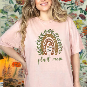 Plant Mom Nature Gardening Lover T-Shirt