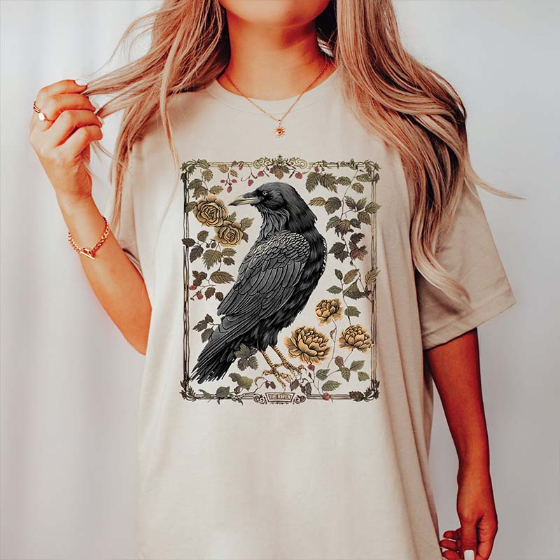 Vintage Raven Witchy Dark Academia T-Shirt