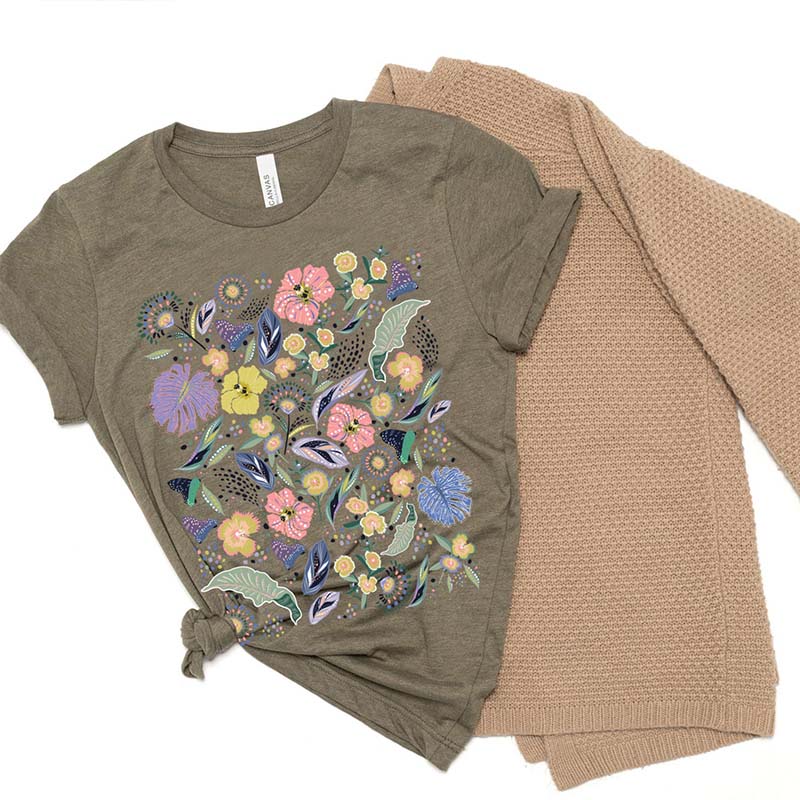 Vintage Botanical Wildflower Leaves T-Shirt