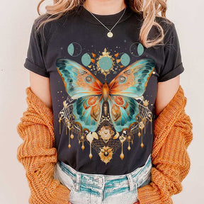 Butterfly Vintage Witchy Moon Phases T-Shirt