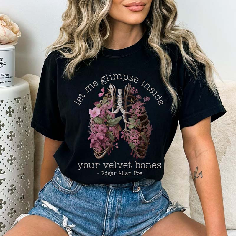 Bookish Skeleteon Dark Academia T-Shirt