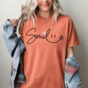 Be Happy Daisy Smile Aesthetic T-Shirt