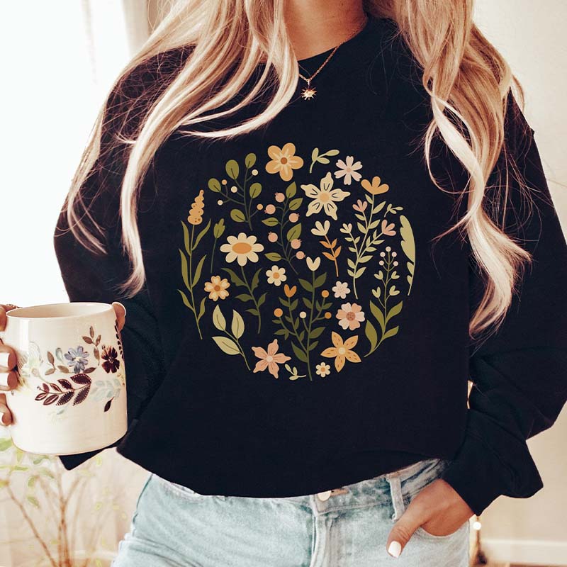 Boho Cottagecore Wildflowers Ring Sweatshirt