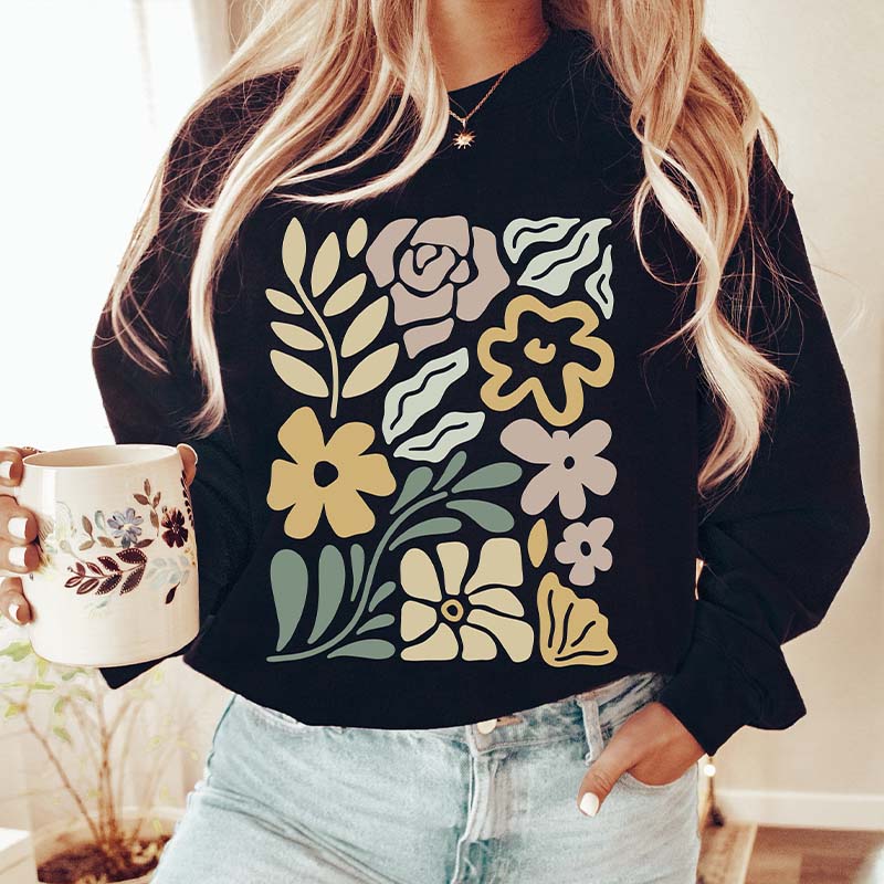 Retro Wavy Flowers Sweatshirt