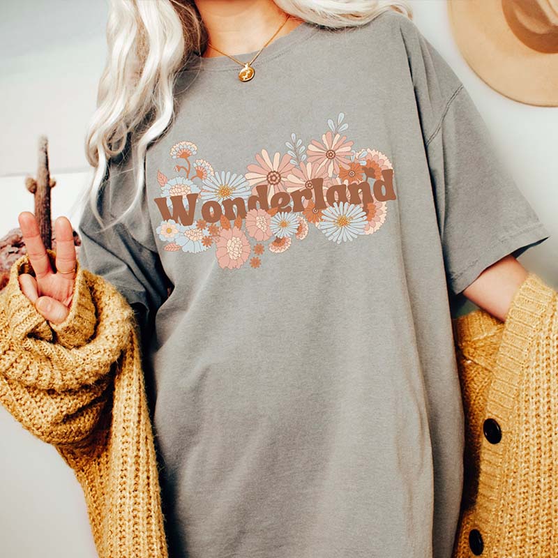 70s Vibe Daisy  Wonderland T-Shirt