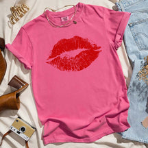 Red Lips Kiss Vintage Style T-Shirt