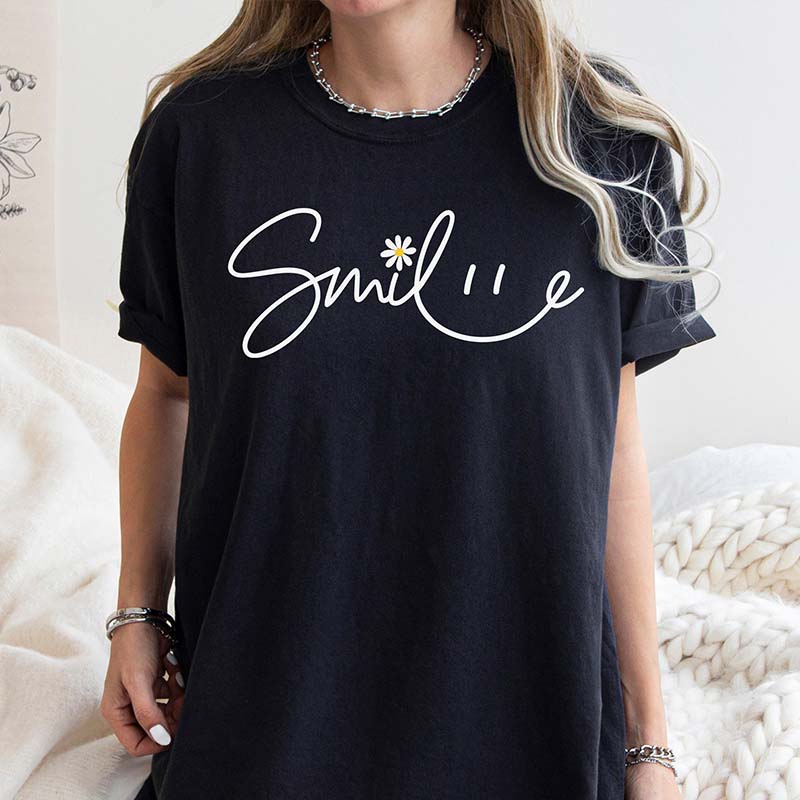 Be Happy Daisy Smile Aesthetic T-Shirt