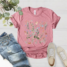 Gepresstes Blumen-Shirt. Wildblumen-Shirt 