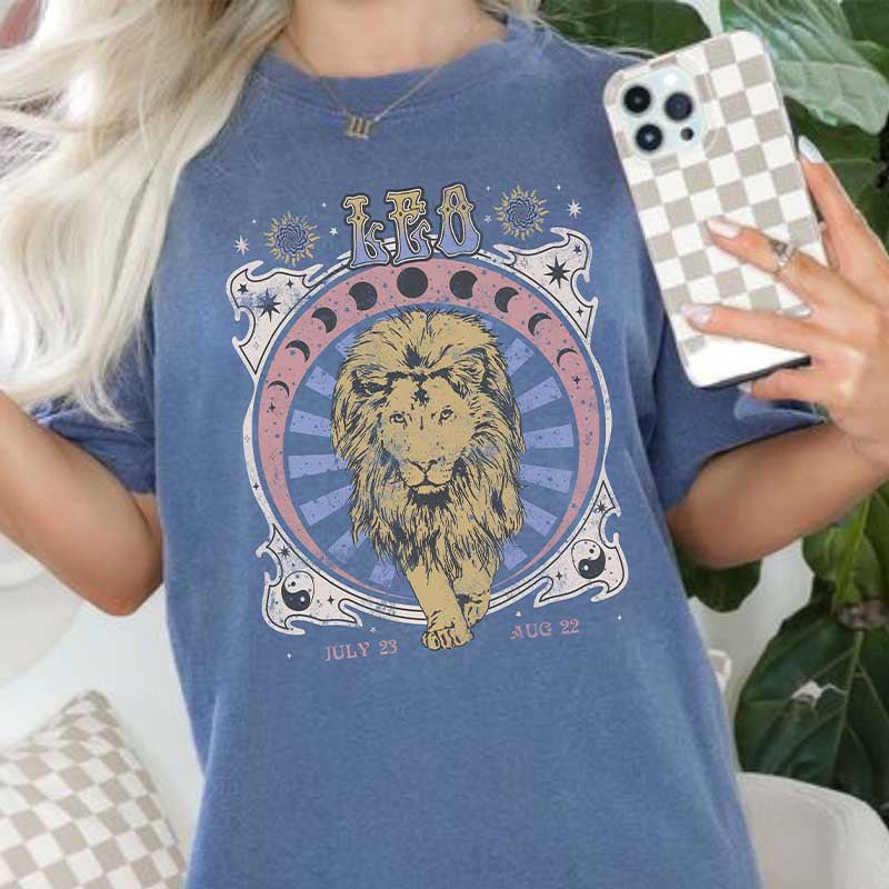 Zodiac Leo Vintage Astrology T-Shirt