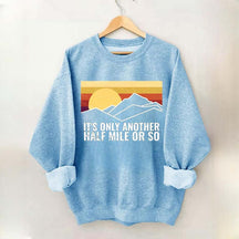 Eagerlys Vintage Sunset Hiking Camping Print Sweatshirt