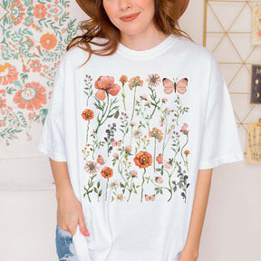 Boho Vintage Wildflower Plant Gift T-Shirt