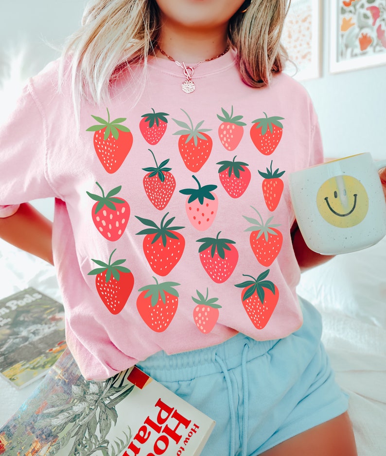 Chemise de fraise de couleurs de confort Kawaii Fruit Botanical Shirt