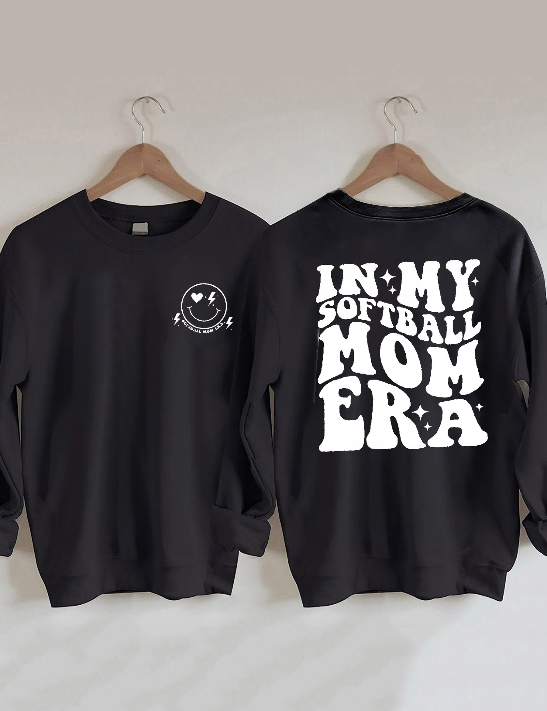 Dans mon Softball Mom Era Sweatshirt