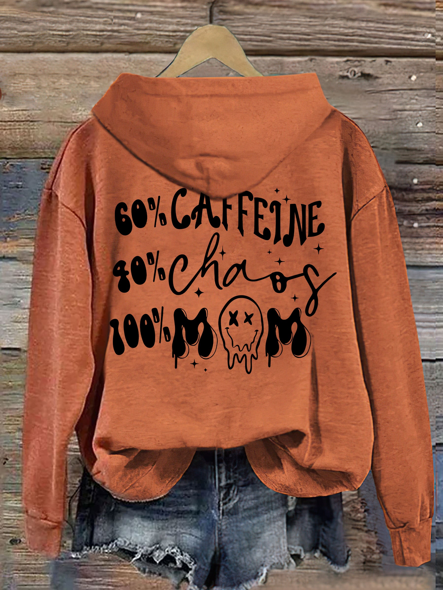 La caféine et Chaos Mom Life Hoodie