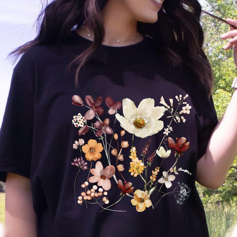 Meadow flowers Gifts T-Shirt