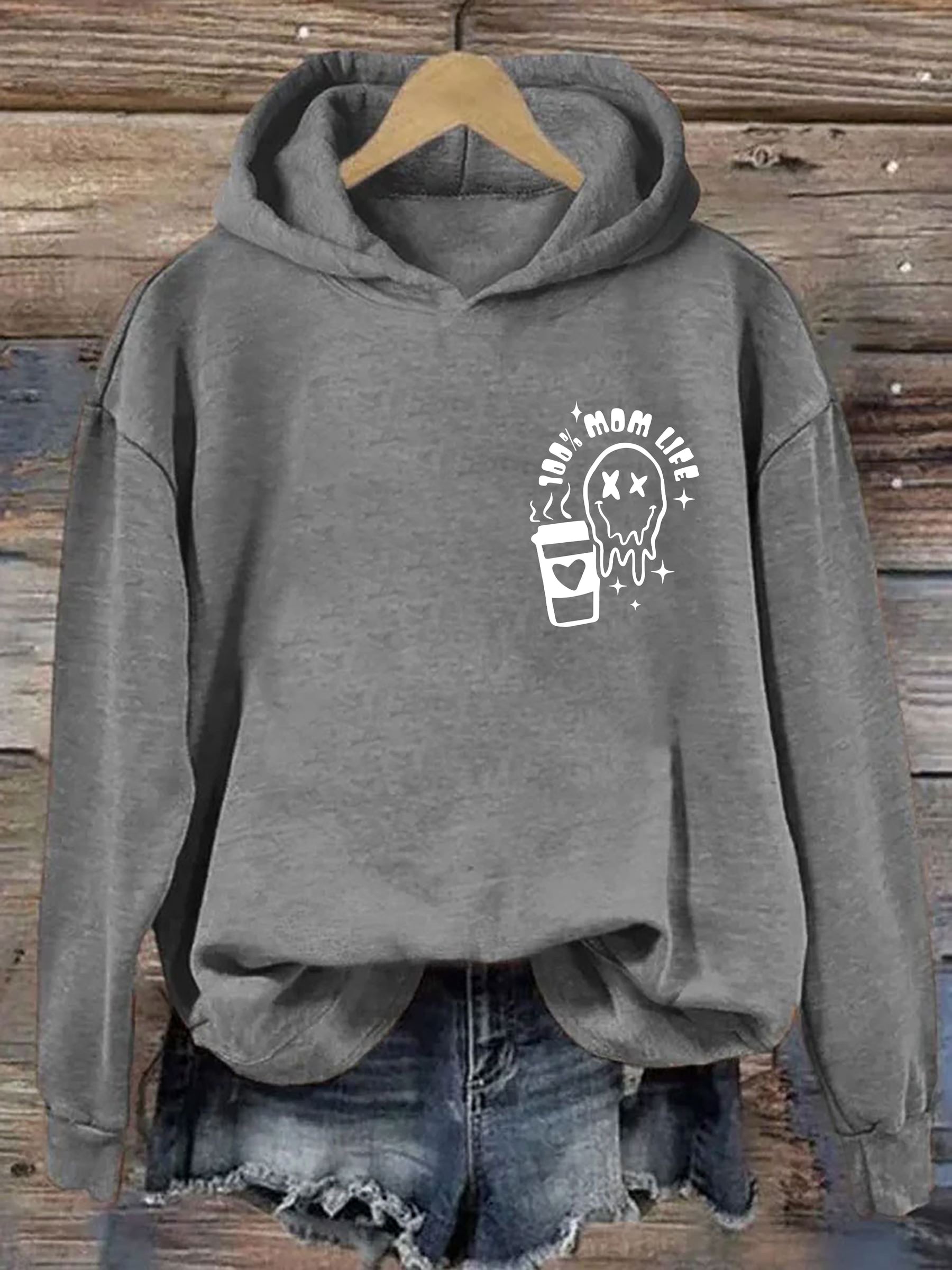 La caféine et Chaos Mom Life Hoodie