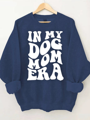 Dans mon chien Mom Era Sweatshirt