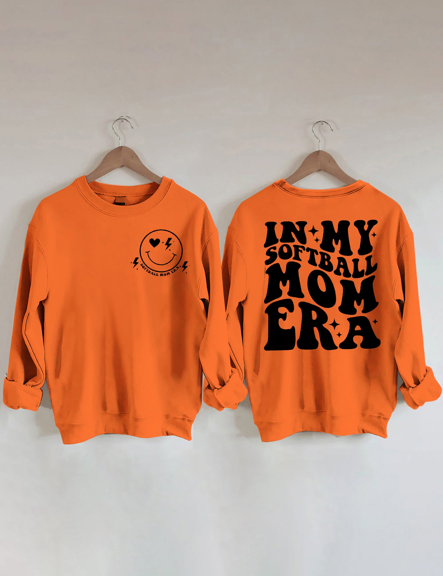 Dans mon Softball Mom Era Sweatshirt